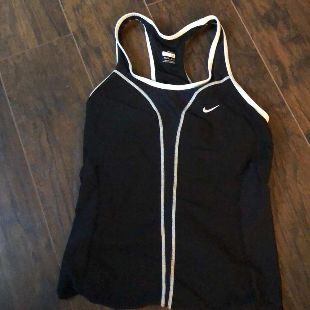 Nike workout top